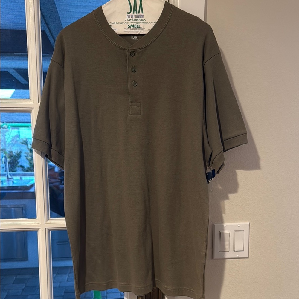 Basic Editions Green Short Sleeve Tee Relaxed Fit